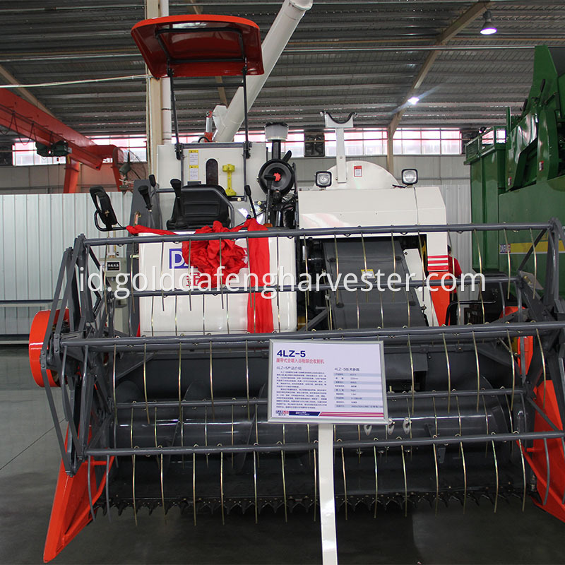 330mm Min.ground clearance new rice combine harvester